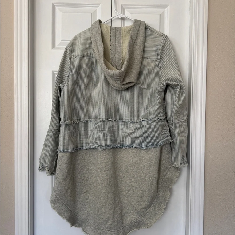 Free People Flash $99 - Picture 4 of 5